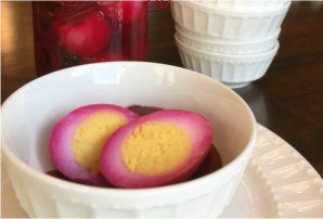 QUICK PICKLED EGGS AND BEETS