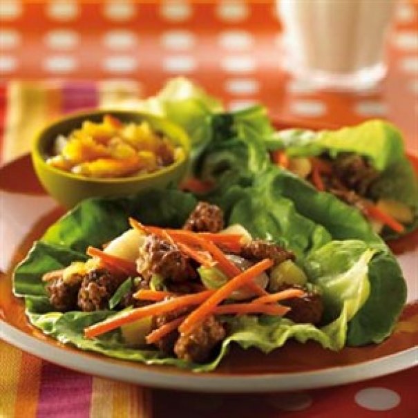 CRISPY BEEF LETTUCE WRAPS WITH WOWEE SAUCE