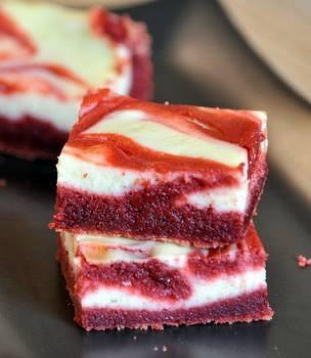 RED VELVET CREAM CHEESE BROWNIES