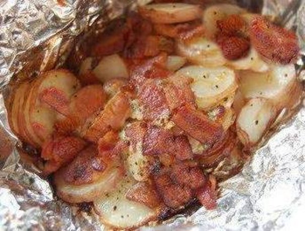 Bacon Onion Foil Packet Potatoes