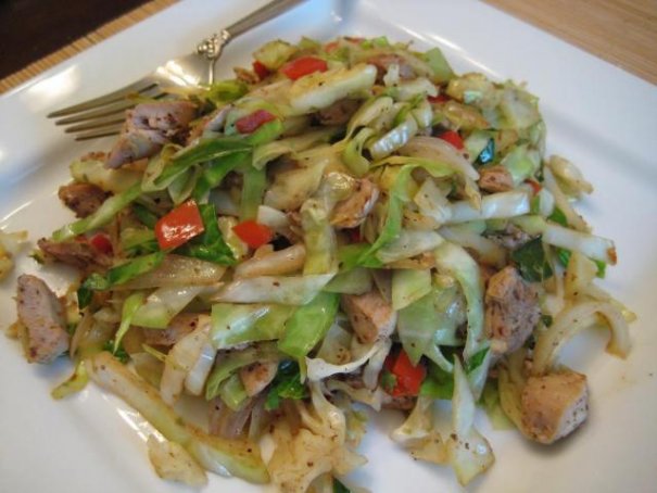CHICKEN CABBAGE STIRFRY