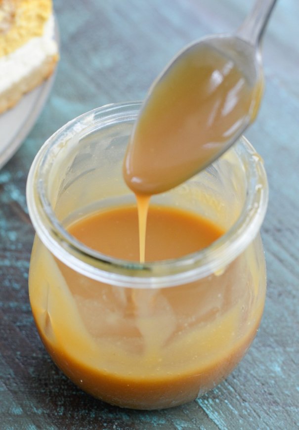This Keto Caramel Sauce is utterly delicious and perfect when drizzled over cheesecakes, cookies or stirred in your favorite coffee drink! This is the perfect low carb caramel sauce at less than one net carb per serving!