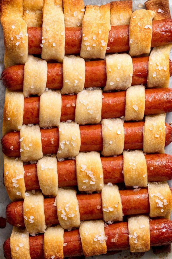 This is basically hot dog art.