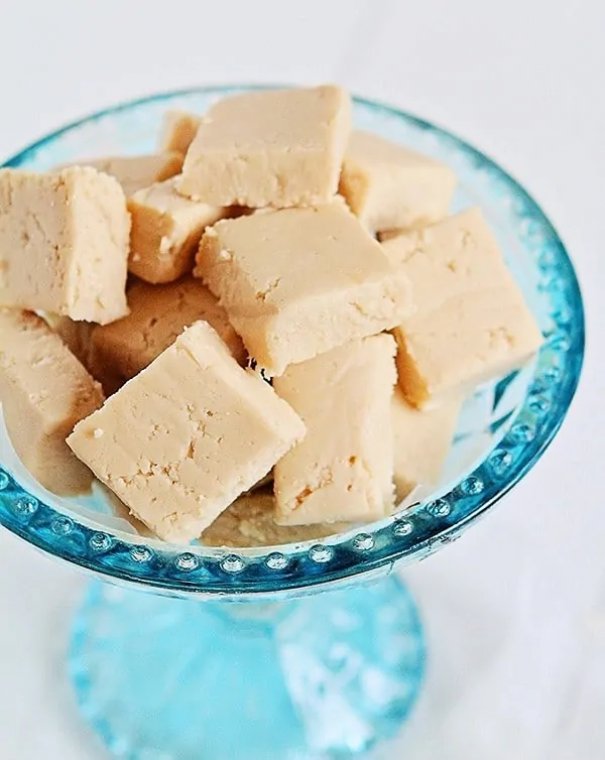 This brown butter fudge gets all its sweet flavor from the decadent browned butter. Its a show stopper!