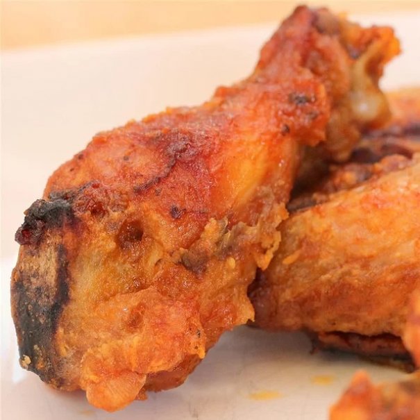 This simple sauce lives up to its name - full of sweet heat and low carb too! Perfect for game day snacking! Use your preferred cooking method for the wings.