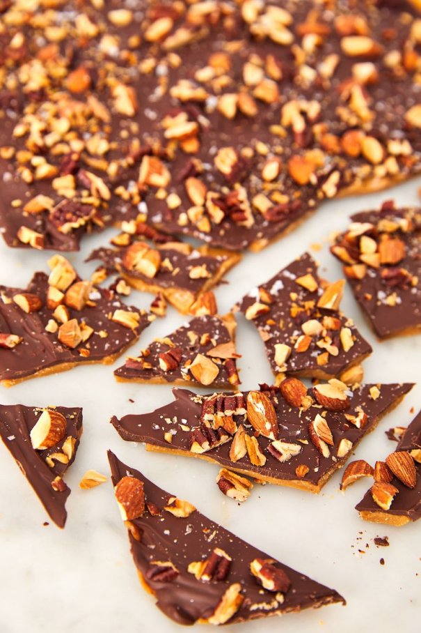 This recipe is really simple, but toffee in general can be a littttlllleee fussy. Our biggest piece of advice: WHISK CONSTANTLY! The moment you walk away from the saucepan, the butter and sugar will separate.