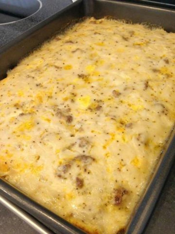 Biscuits & Gravy Casserole